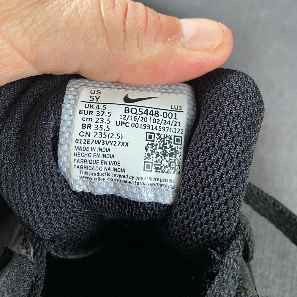 Air Force One size 5Y worn very little